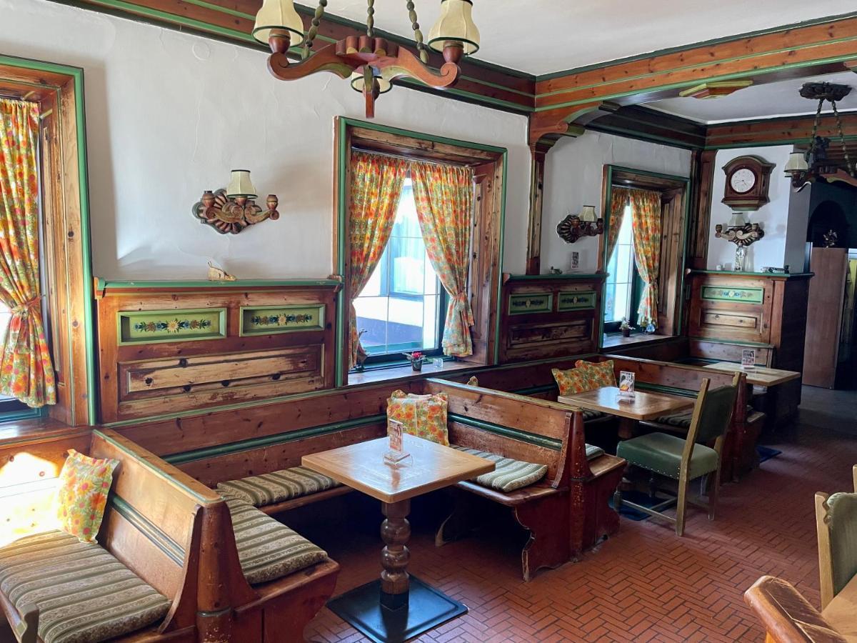 Haas Hotel